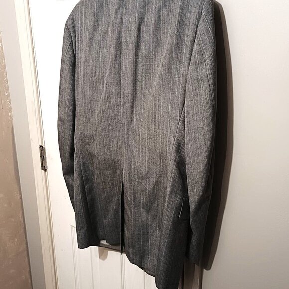 Garrison Park Men 2 Piece Light Bluish Gray Suit        40R - Picture 5 of 15